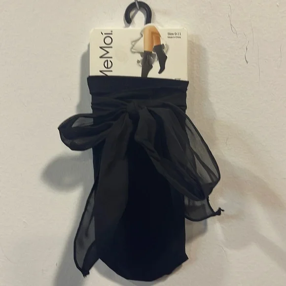 Anklets - Picture 1 of 2